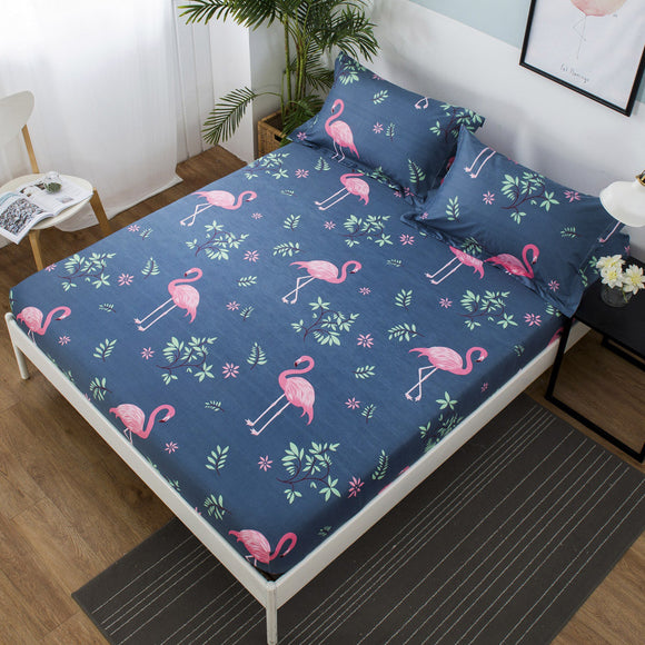 3-Piece Flamingo Bedding Set Fitted Sheet and Pillowcases - Queen Size 150cm