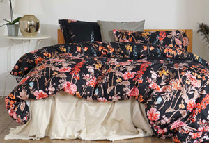 Queen Size 3pcs Floral Black Quilt Cover Set(3PCS)