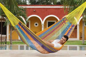 King Size Outdoor Cotton Hammock in Confeti